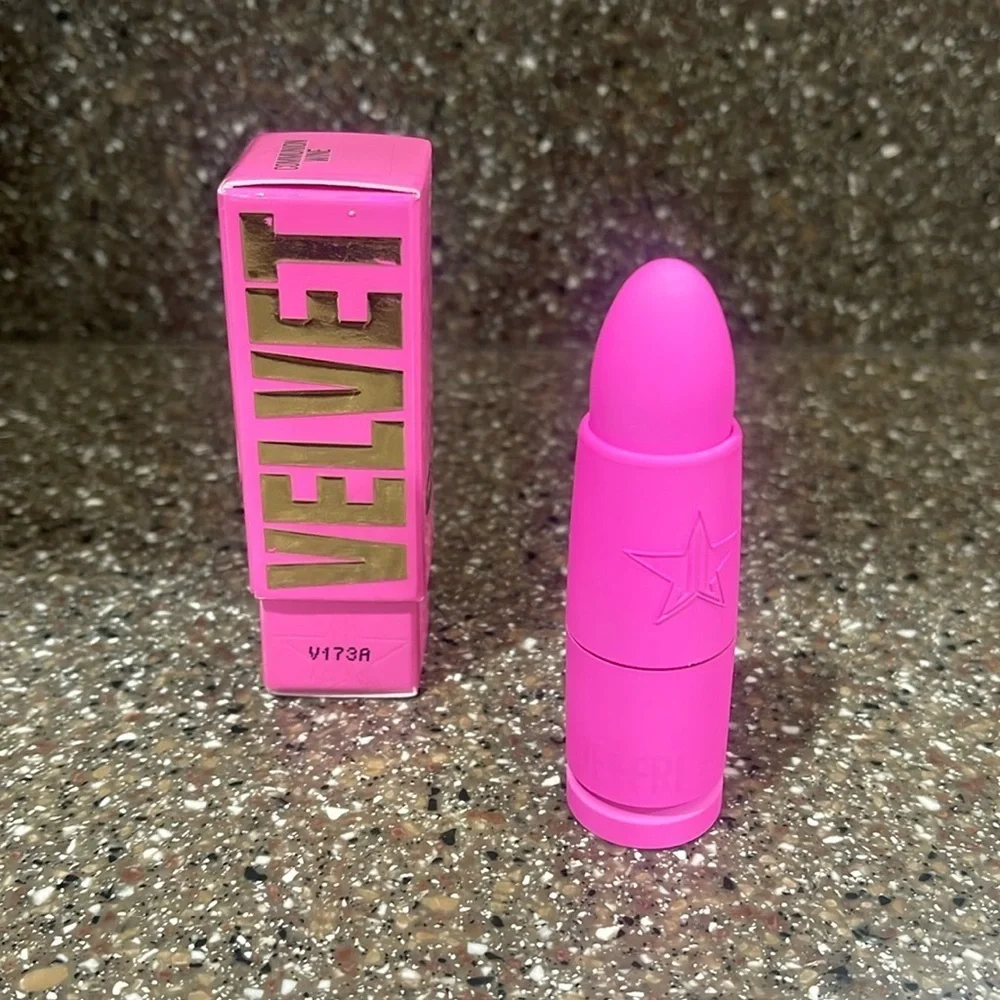 Jeffree Star “Communion Wine” velvet trap lipstick NEW